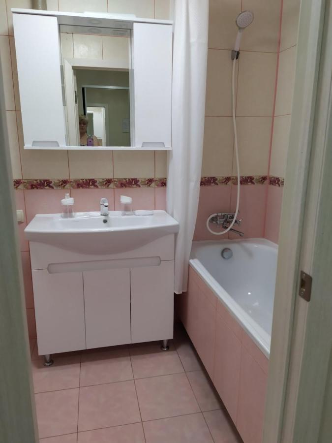 студия на проскуровской 16 Apartment